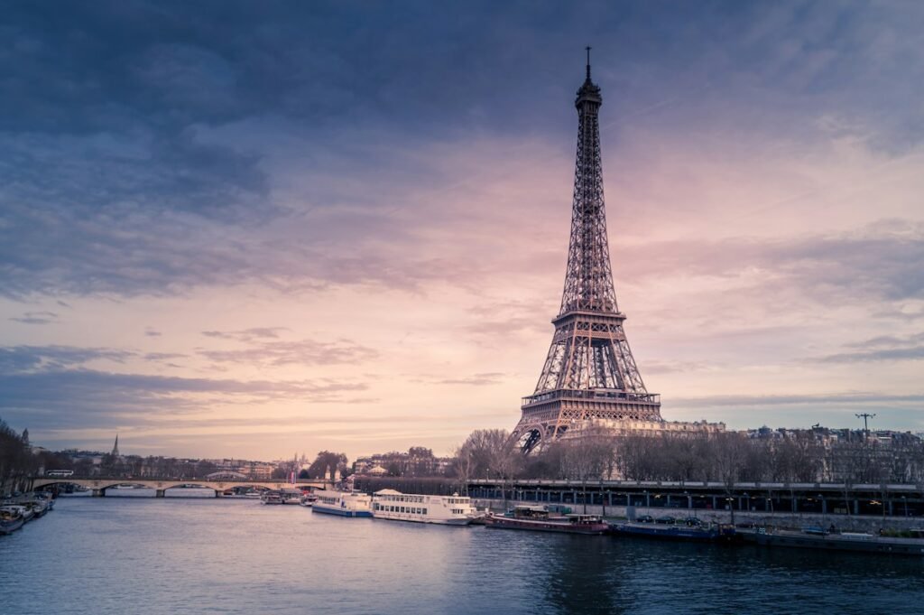 Paris, France : la tour Eiffel